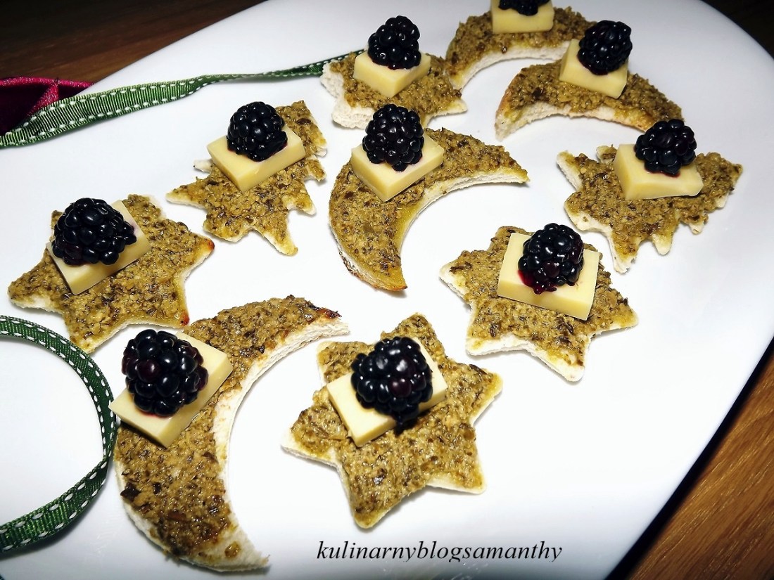 Crostini z pesto