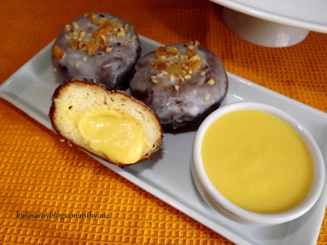 Pączki z kremem adwokatowym