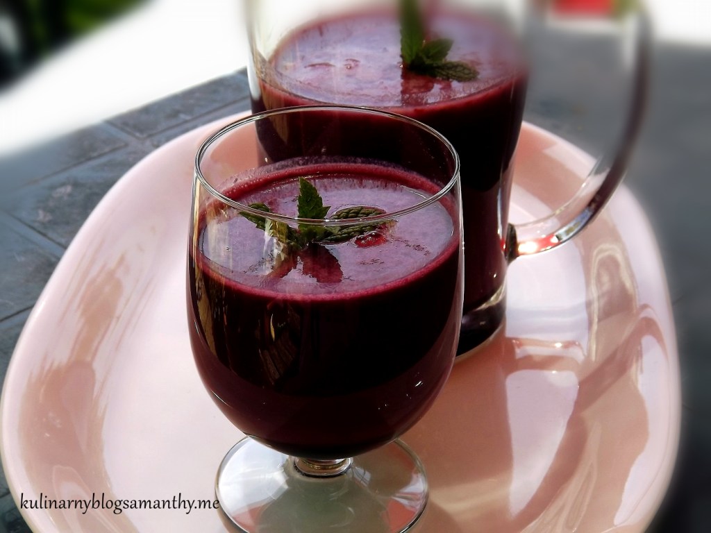 Smoothie jagodowe