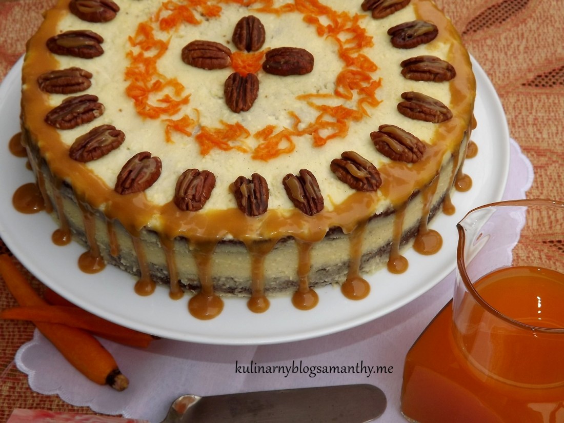 Tort marchewkowy z orzechami w toffi