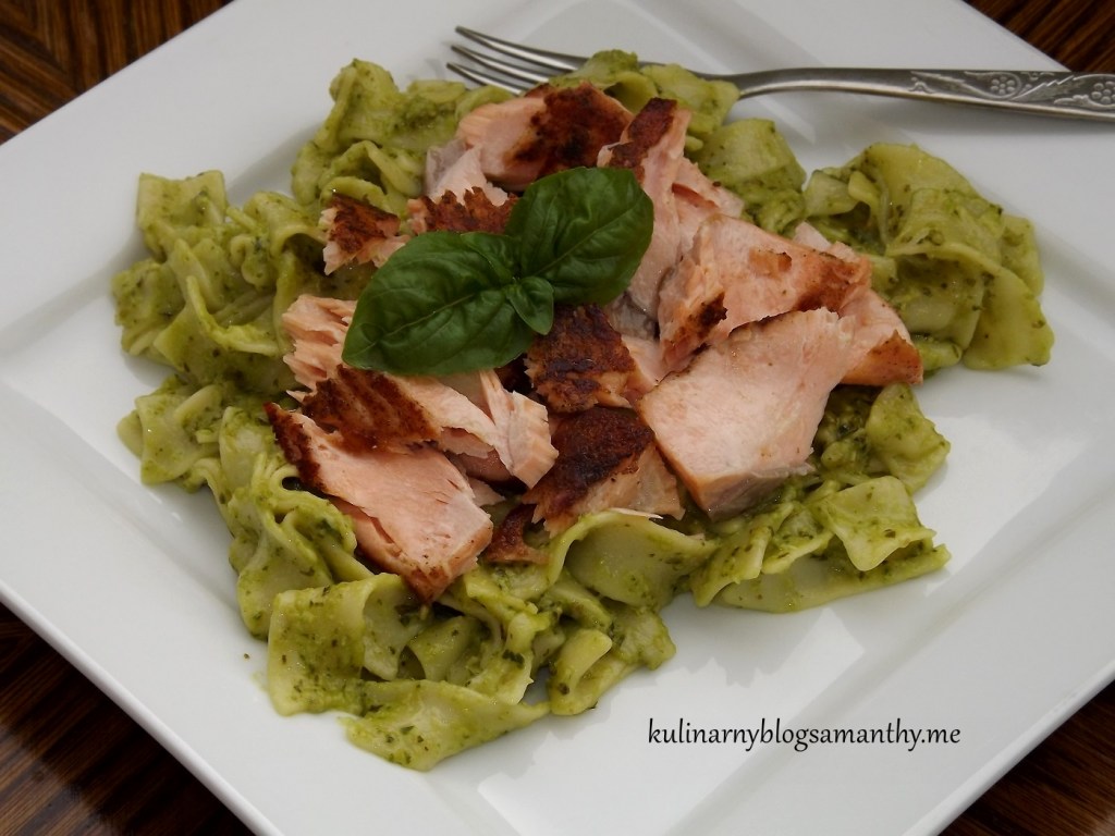 Makaron  pesto z&nbsp;łososiem