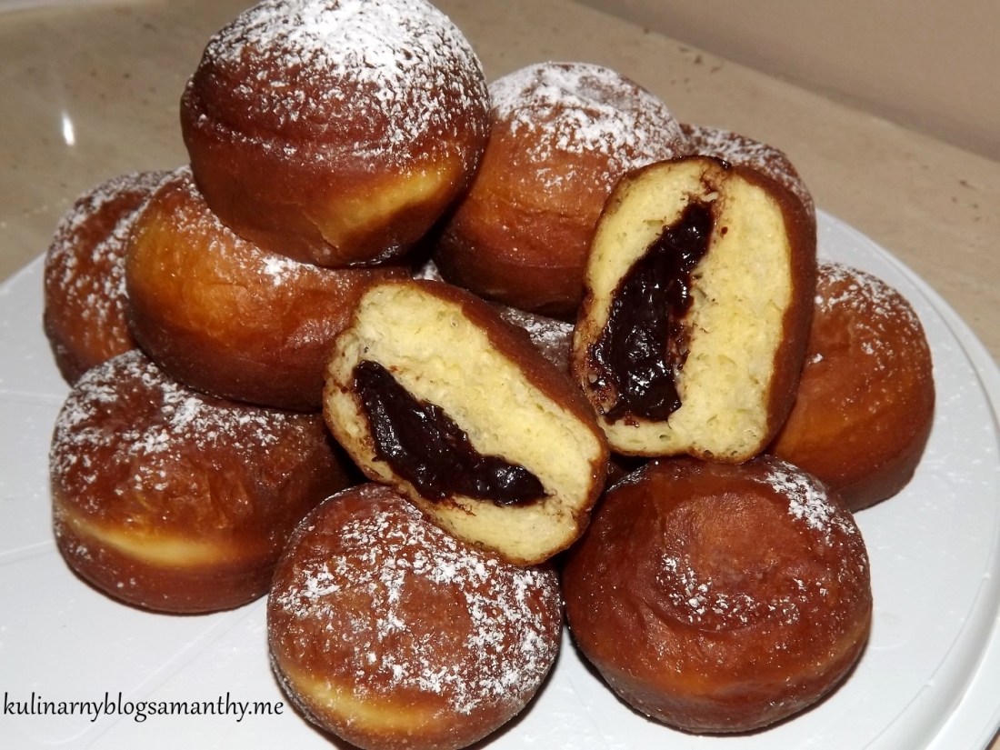 Pączki z czeko-sliwką
