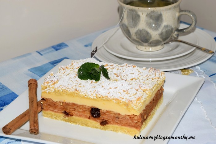 Szarlotka z budyniem