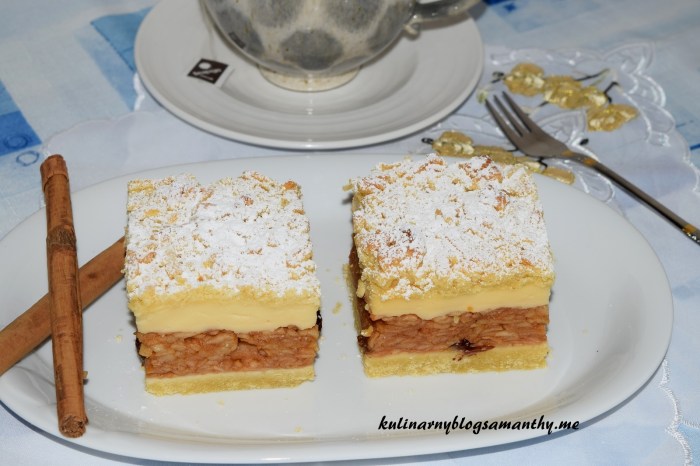 Szarlotka z budyniem
