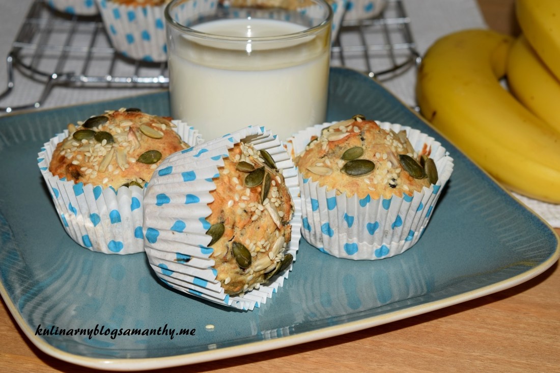 Muffinki pełnoziarniste z bananami
