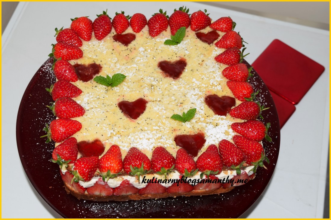 Tort truskawkowy