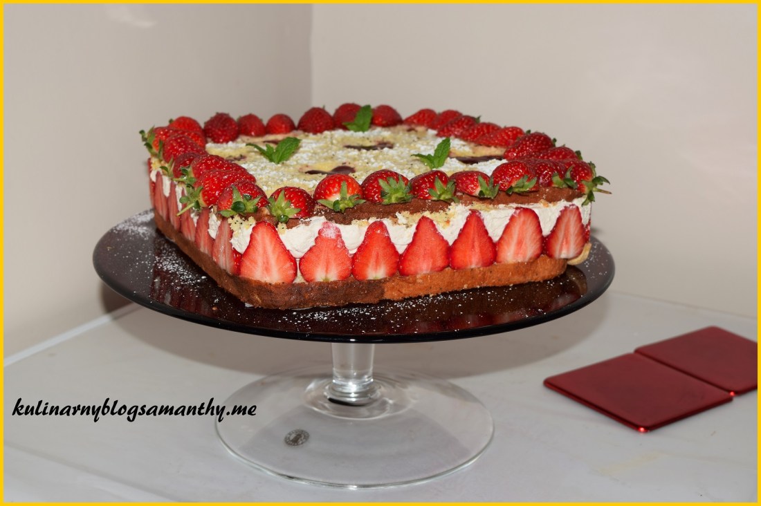 Tort truskawkowy