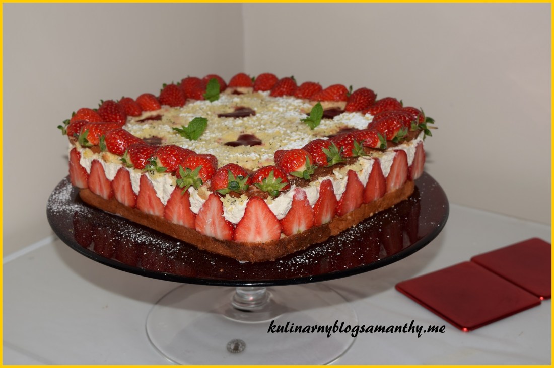 Tort truskawkowy