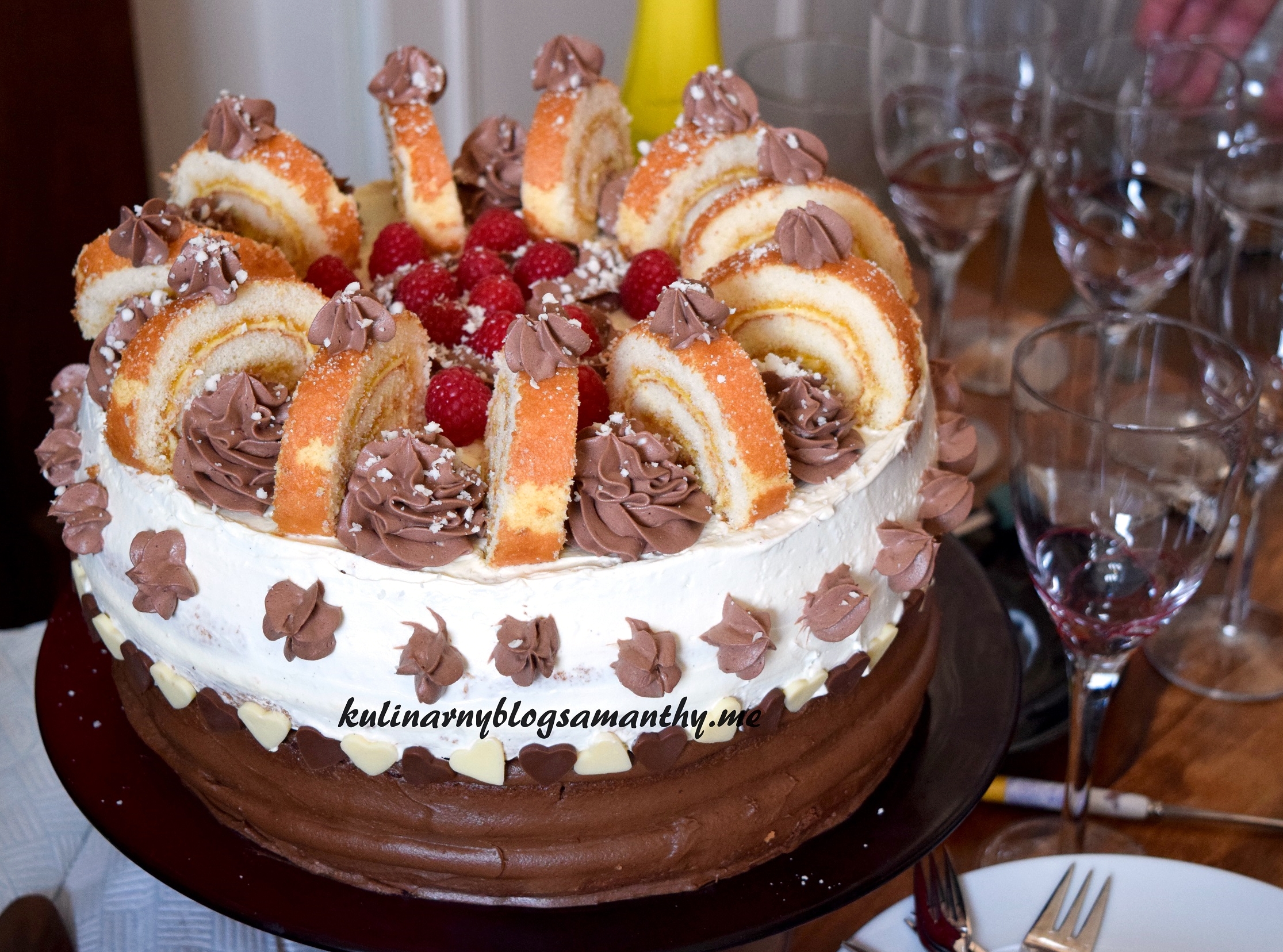 Tort na urodziny
