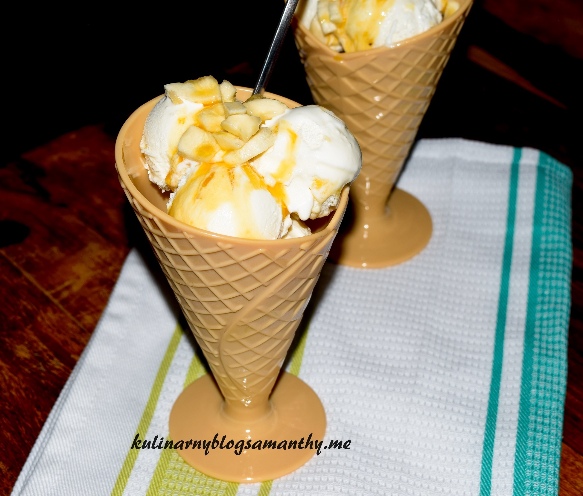 Lody bananowe