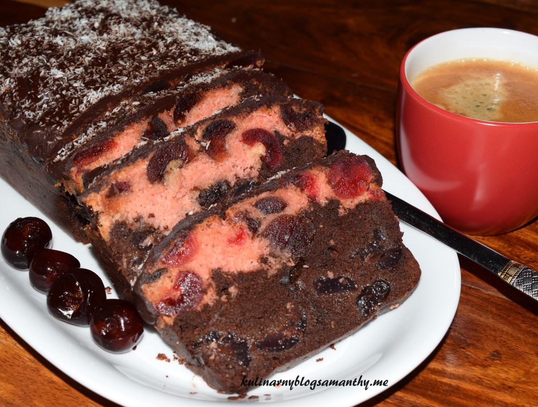 Brownie z wisniami i kokosem